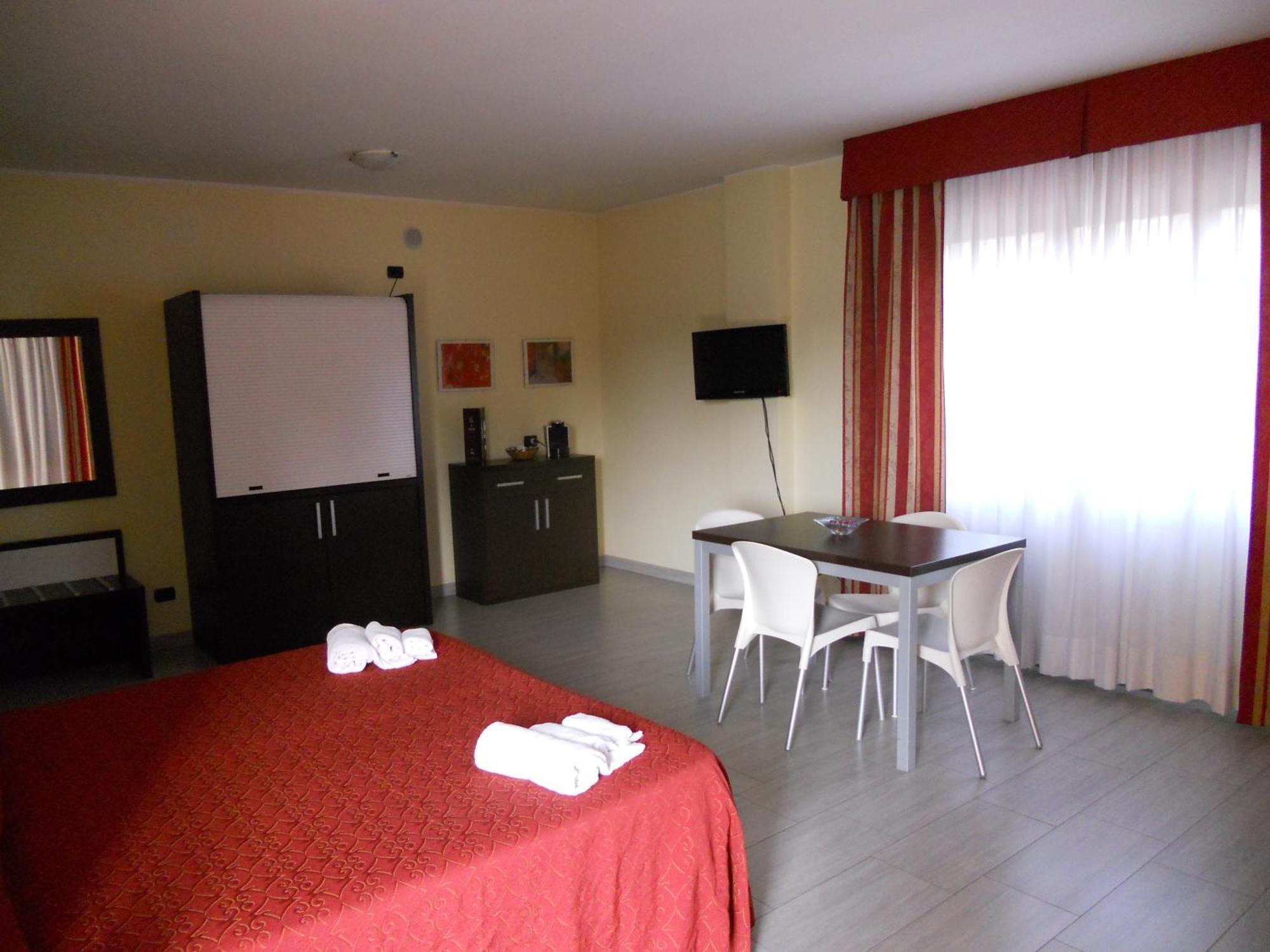 Residence San Prospero การ์บาญาเต มิลาเนเซ ห้อง รูปภาพ