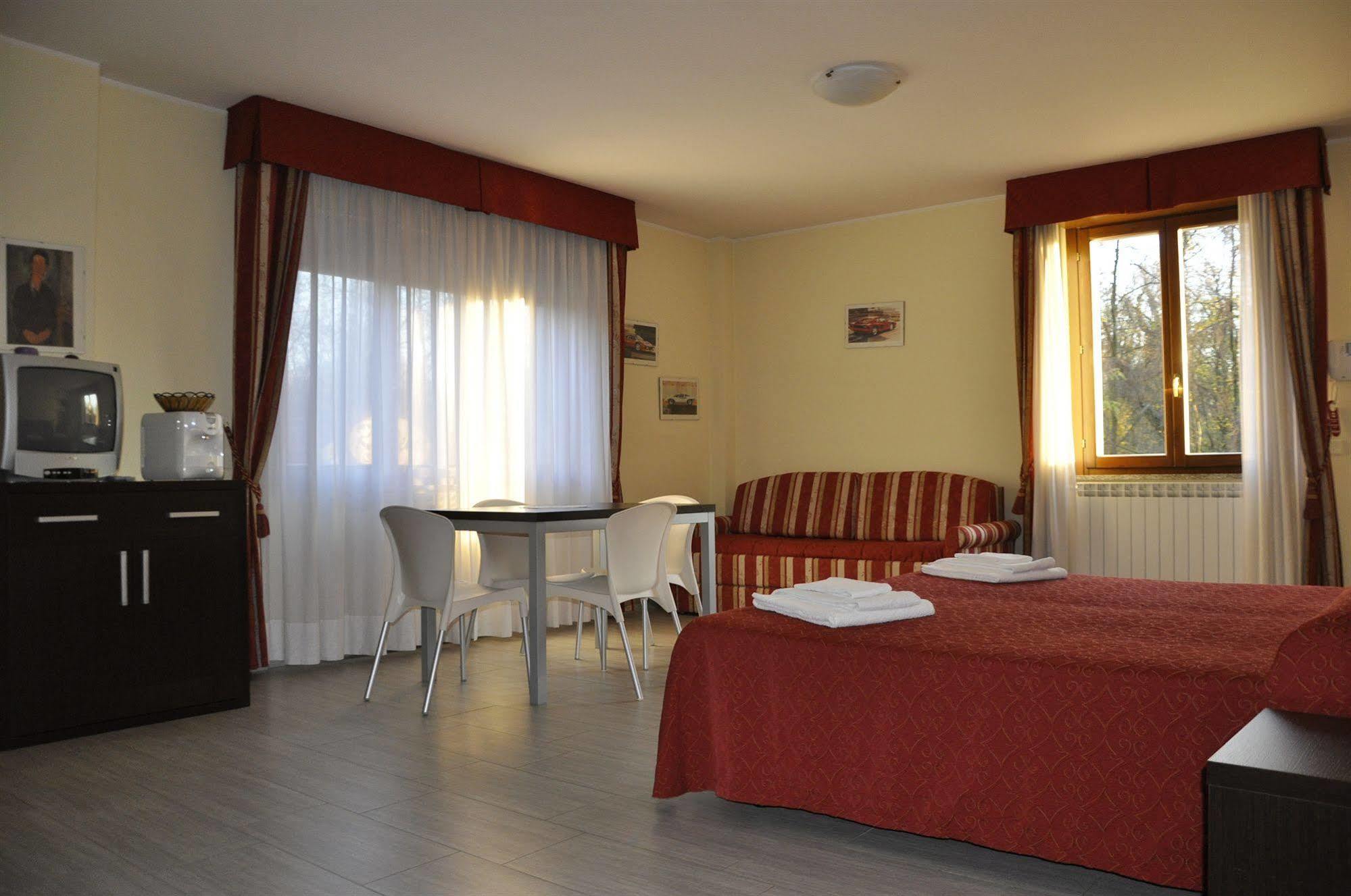 Residence San Prospero การ์บาญาเต มิลาเนเซ ภายนอก รูปภาพ