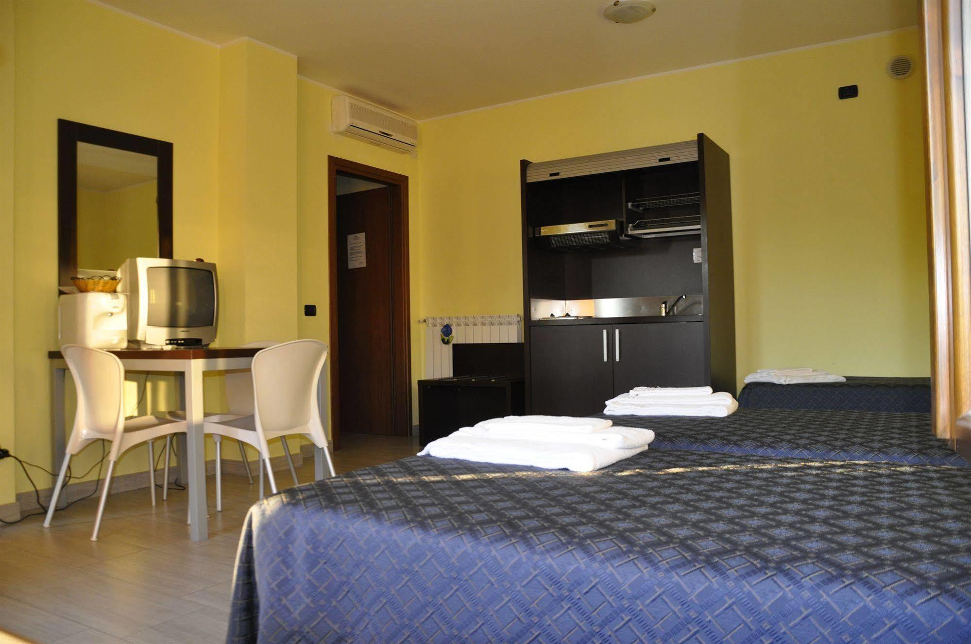 Residence San Prospero การ์บาญาเต มิลาเนเซ ภายนอก รูปภาพ